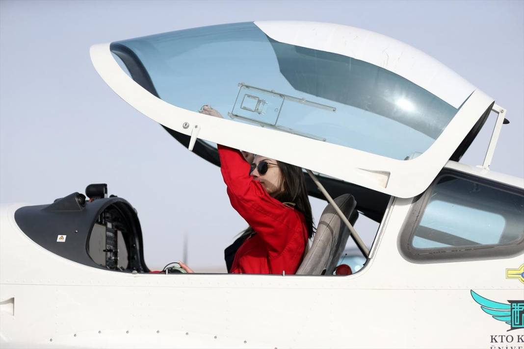 Geleceğin kadın kaptan pilotları Konya'da yetişiyor 6
