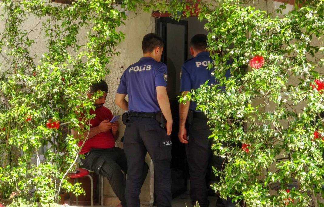 Antalya'da şüpheli ölüm! Odada o halde bulundu 6