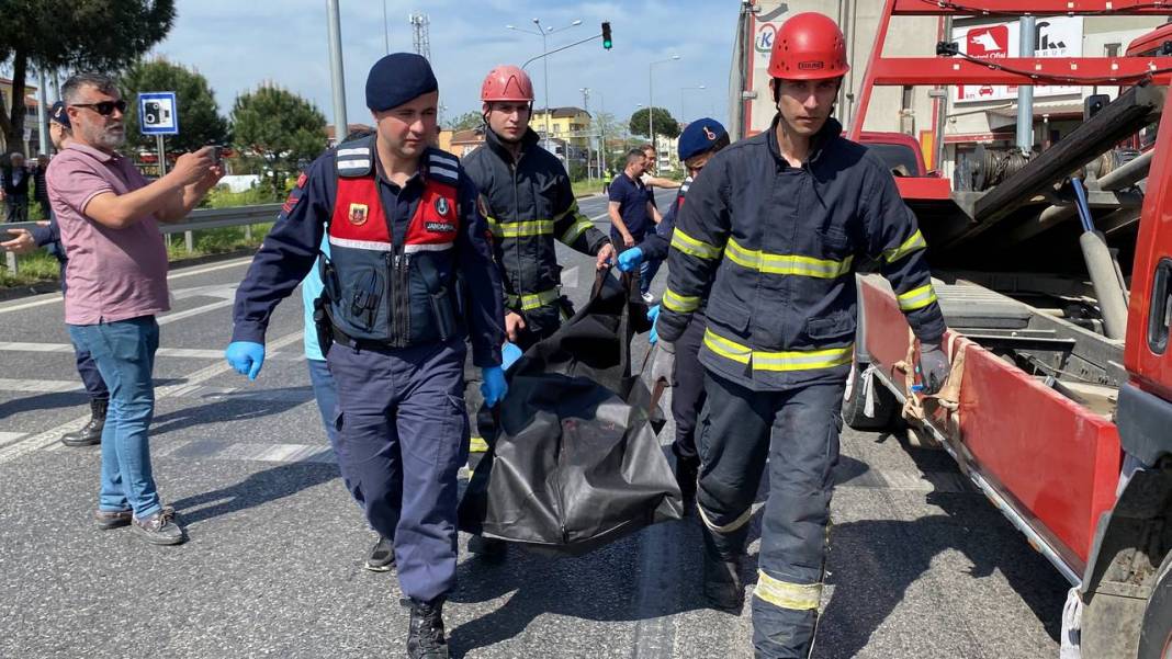 Samsun'da feci kaza! 3 çocuk sahibi genç çift hayatını kaybetti 3