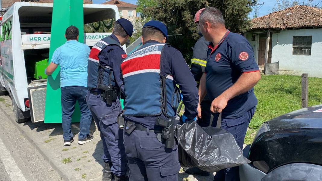 Samsun'da feci kaza! 3 çocuk sahibi genç çift hayatını kaybetti 5