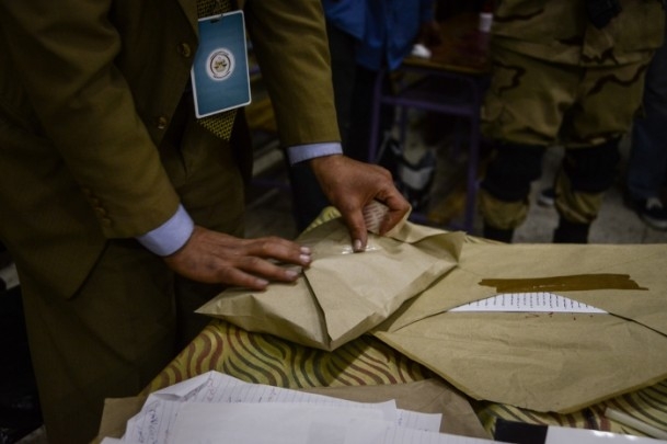 Mısır'daki anayasa referandumu sona erdi 12