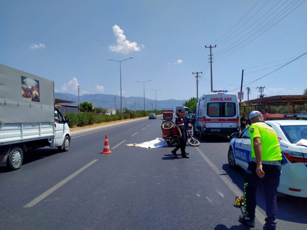 Aydın'da gencin sonu motosikletten oldu! Ailesi yasa boğuldu 3