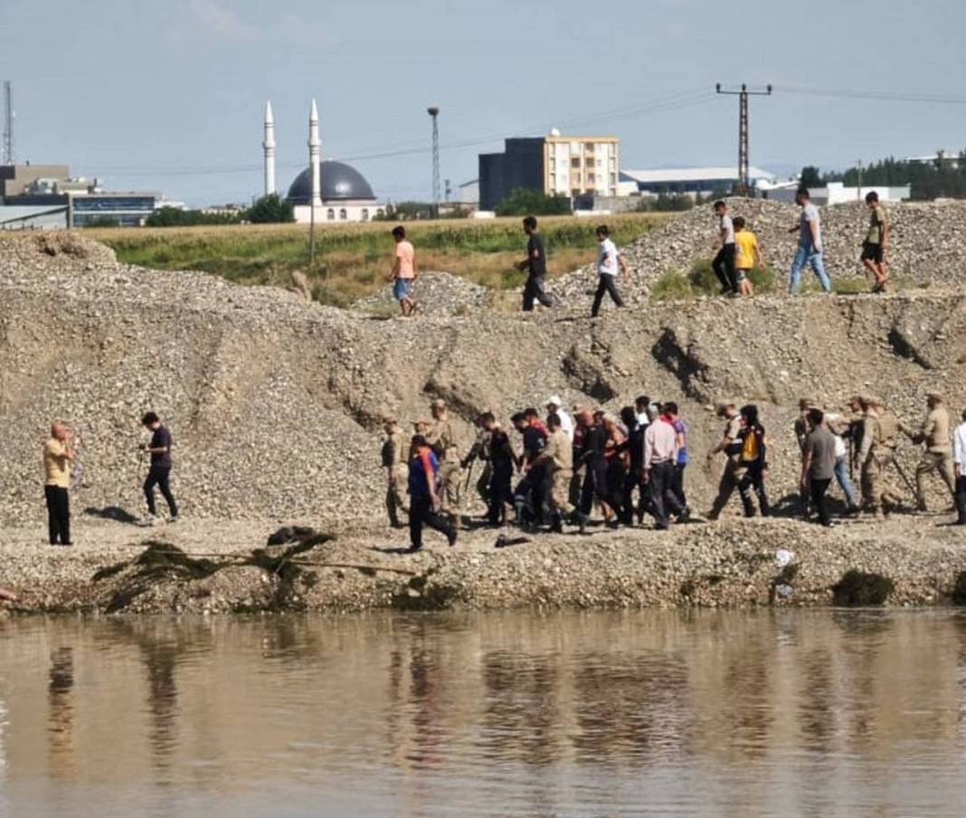 Diyarbakır'da 14 yaşındaki Habip hayatını kaybetti 9