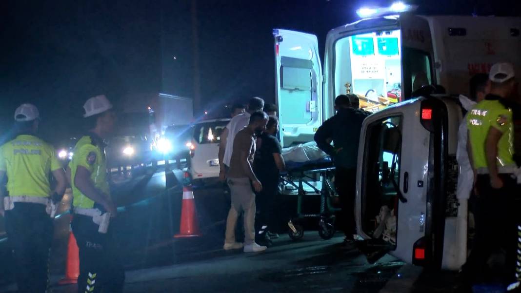 İstanbul'da motosiklet kazasında ölen kuzenler, Bartın'da toprağa verildi 2