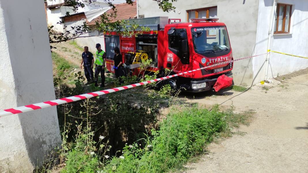 Bursa'da traktörün altında kalarak can verdi 5