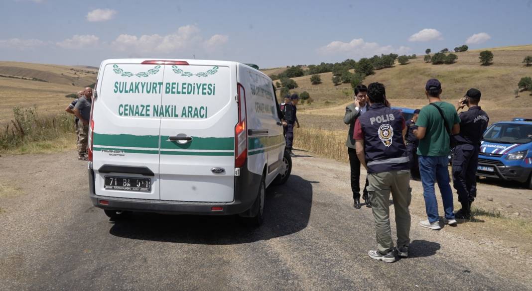 Kırıkkale'de akrabalar arasında tarla sulama kavgası... 3 kişi hayatını kaybetti 2