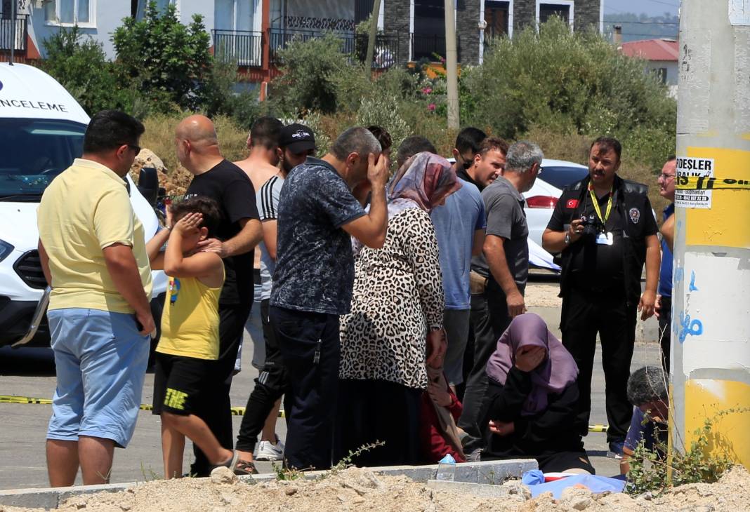 Antalya'da 14 yaşındaki motosiklet sürücüsü hayatını kaybetti 13