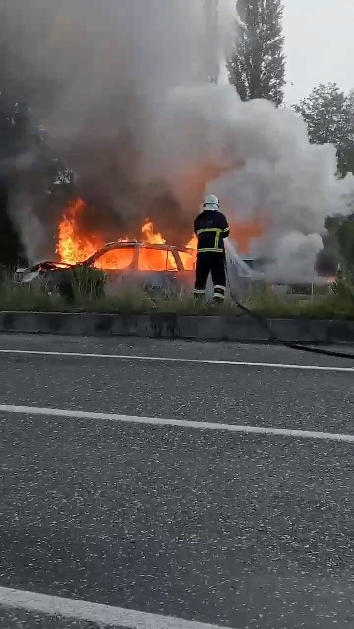 Zonguldak'ta çarpışan otomobiller alev aldı! 25 yaşındaydı, hayatını kaybetti 3