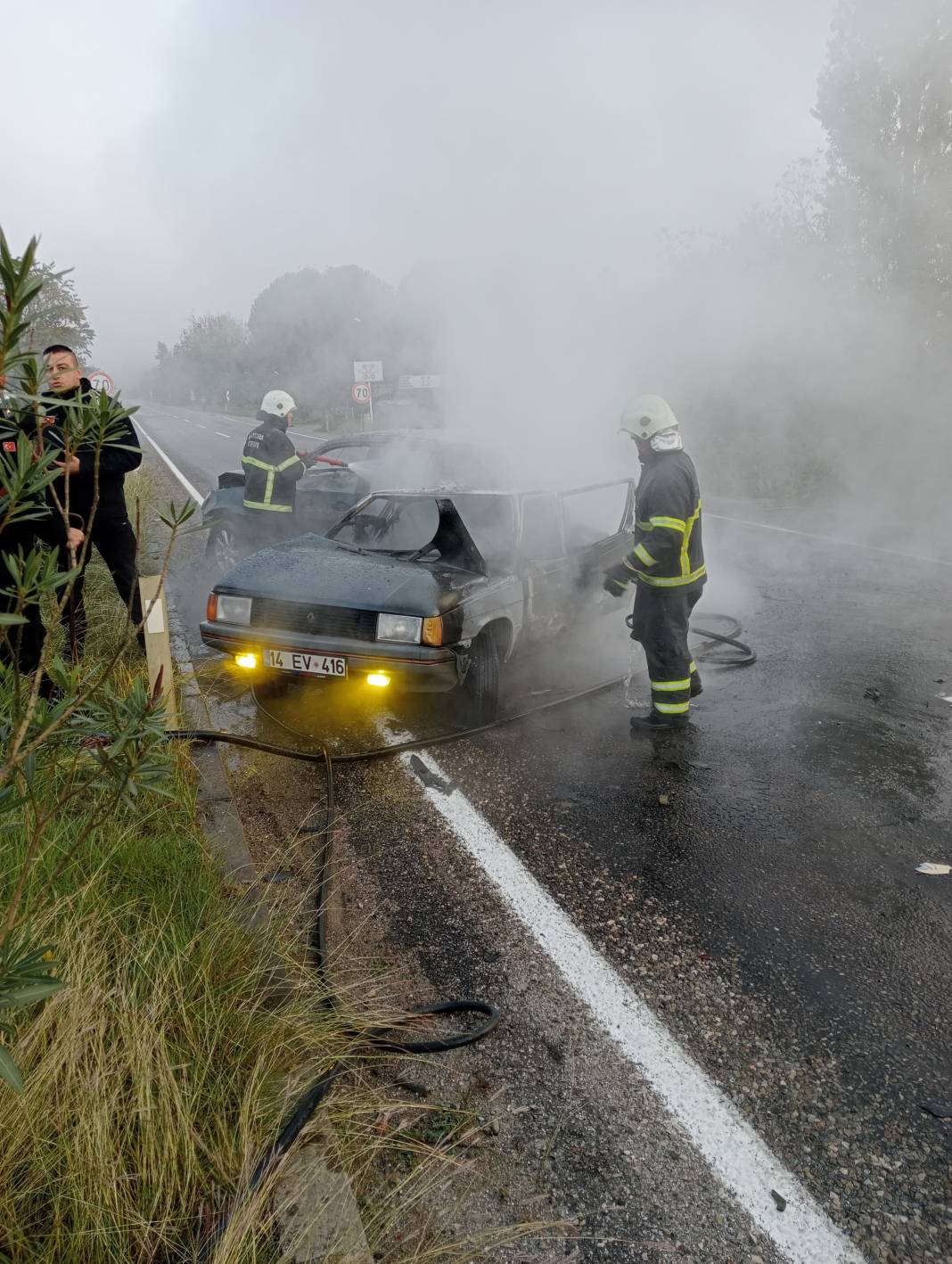 Zonguldak'ta çarpışan otomobiller alev aldı! 25 yaşındaydı, hayatını kaybetti 7