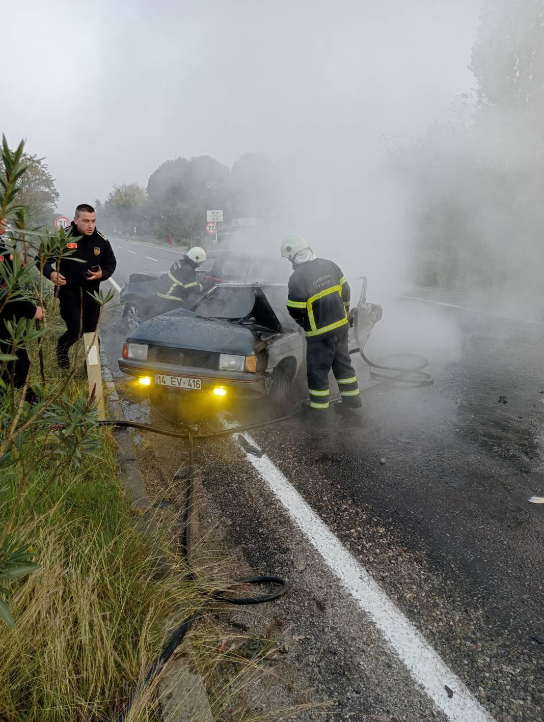 Zonguldak'ta çarpışan otomobiller alev aldı! 25 yaşındaydı, hayatını kaybetti 8