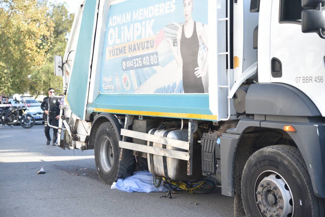 Antalya'da acı son... Arkadaşlarına yetişmek isterken canından oldu 5