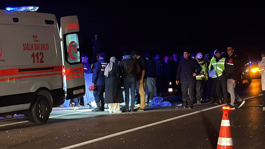 Bartın-Karabük yolu can aldı!  Belediye işçisi hayatını kaybetti 6