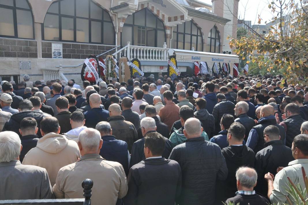 Acının tarifi yok... Manisa'da yan yana defnedildiler 5