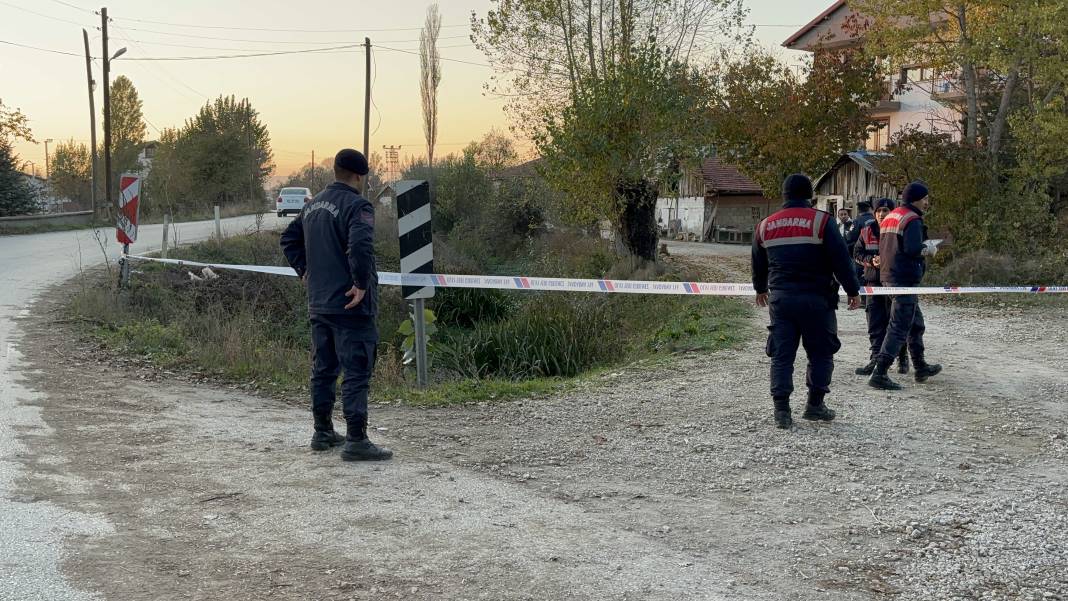 Bolu'da ıspanak sulamaya giden çiftçi ceset buldu 6