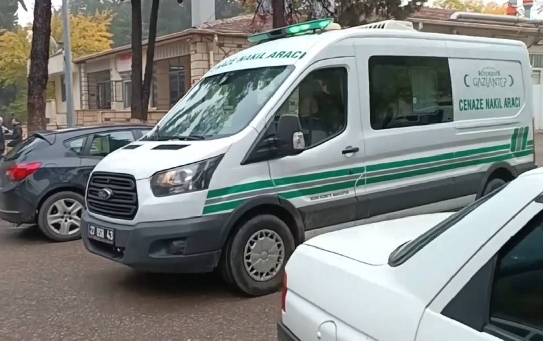 Gaziantep'teki çiftçi tarlasında yanarak can verdi! 6 çocuk babası hayatını kaybetti 2