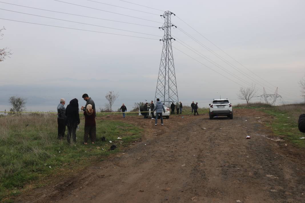 Sakarya'da boş arazide erkek cesedi bulundu! Kimliği belli oldu 5