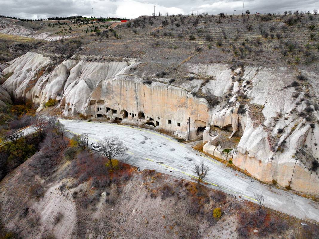 Konya'nın gizli kalmış tarihi mekanı! Kilise, şapel, rahip odaları, mescit bulunuyor 2