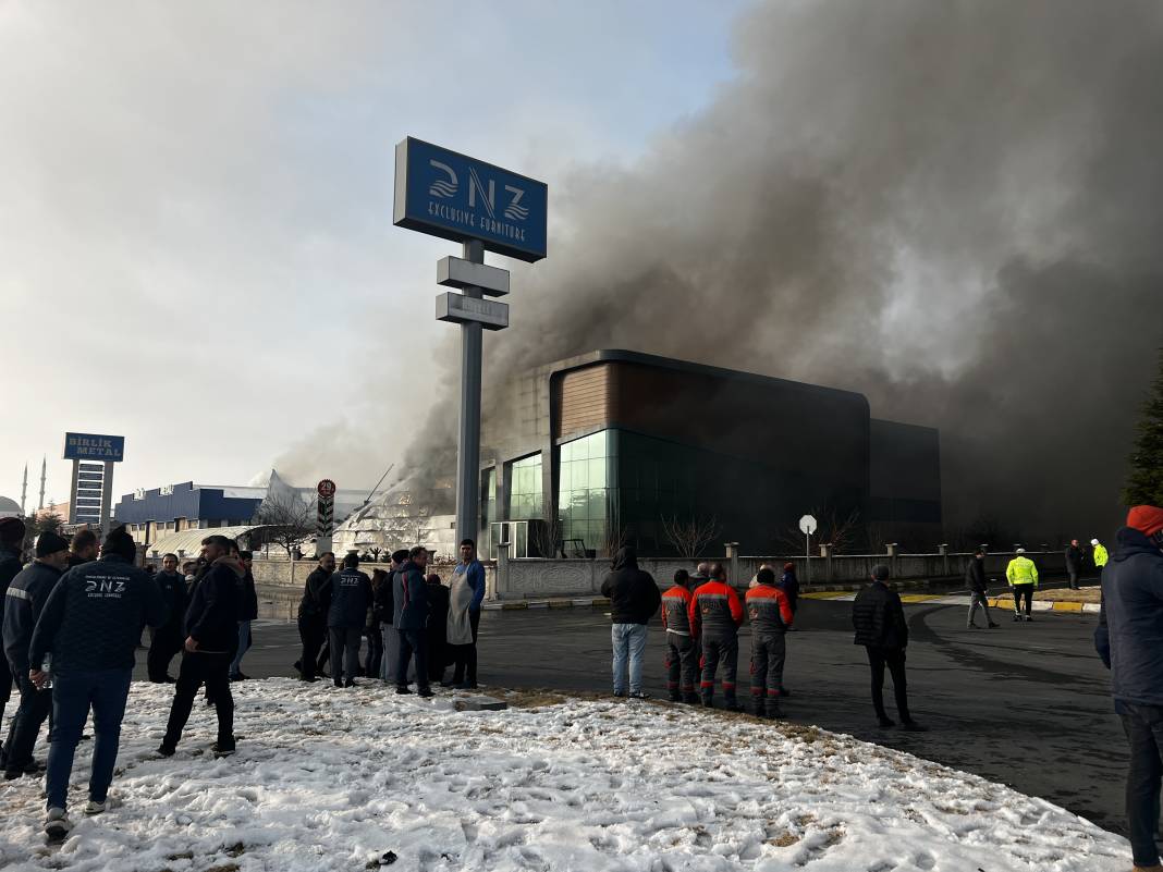 Kayseri'de fabrika yangınından acı haber: 3 kişi hayatını kaybetti 7