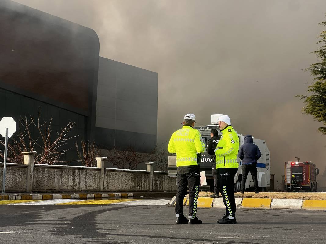 Kayseri'de fabrika yangınından acı haber: 3 kişi hayatını kaybetti 8