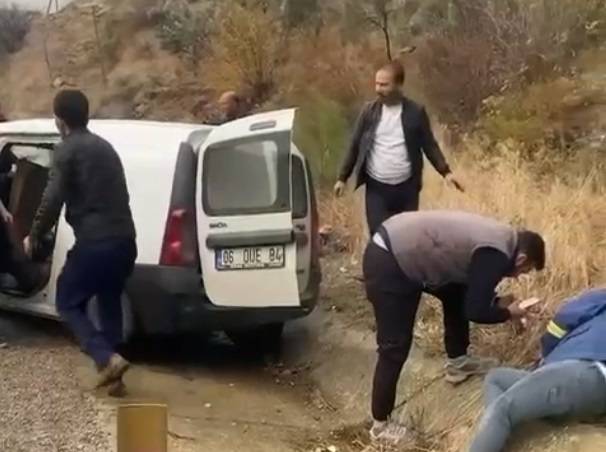 Osmaniye'de hafif ticari araç ile TIR çarpıştı; 1 ölü, 3 yaralı 5