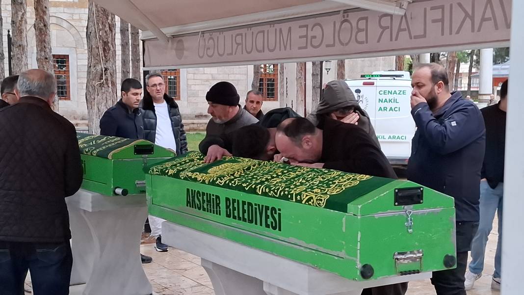 Henüz 5 yaşındaydı... Konya'da gözyaşları arasında toprağa verildi 4
