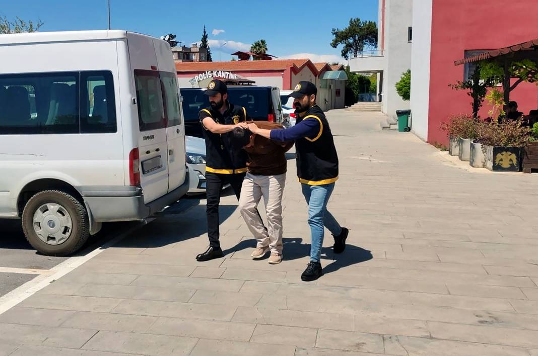 Aracıma çarptın kavgası: 1 ölü, 2 yaralı 6