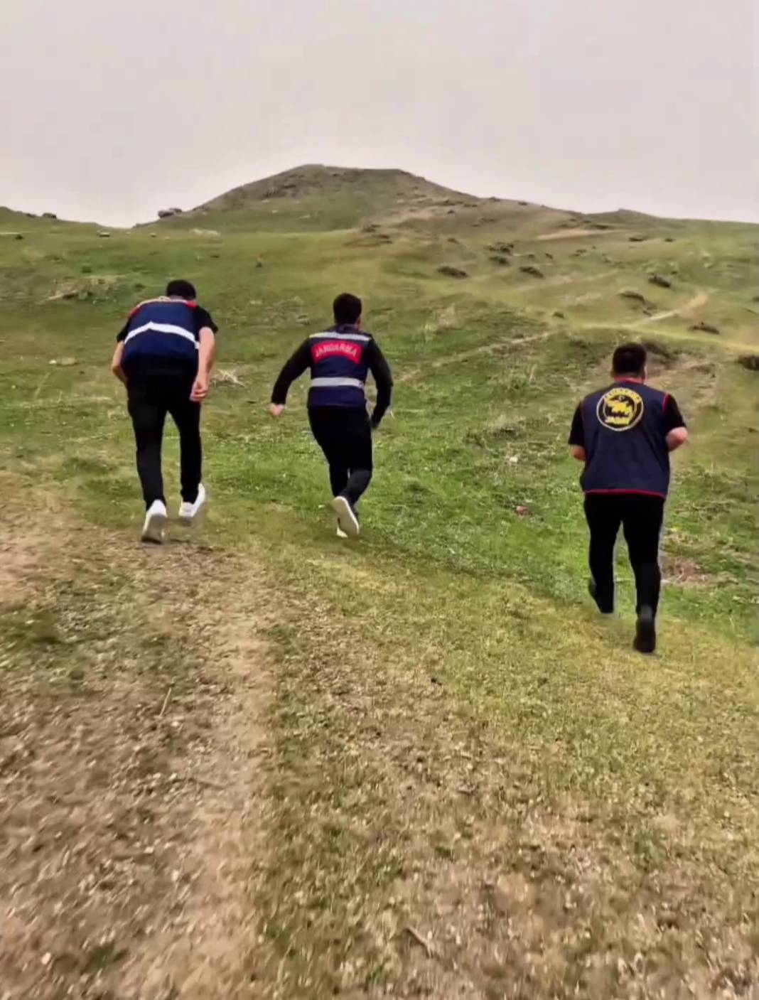 20 ilde 223 yıl hapisle aranan firari, çobanlık yaparak saklanmış 6