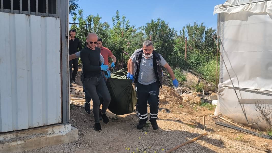 Ustanın cansız bedeni orada bulundu 3