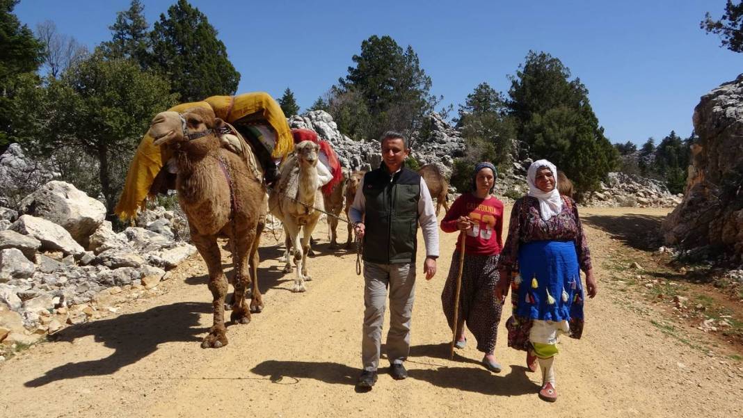 Sarıkeçili Yörüklerinin Konya yolculuğu başladı 4