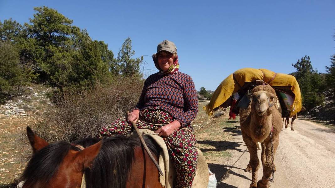 Sarıkeçili Yörüklerinin Konya yolculuğu başladı 9