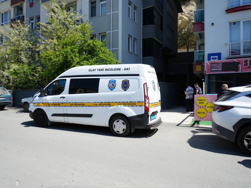 Türkiye gündemine oturdu! Hamile kadının cesedi evde bulunmuştu: Kocası, 1,5 yaşındaki çocuğuyla her gün eve geliyormuş 10