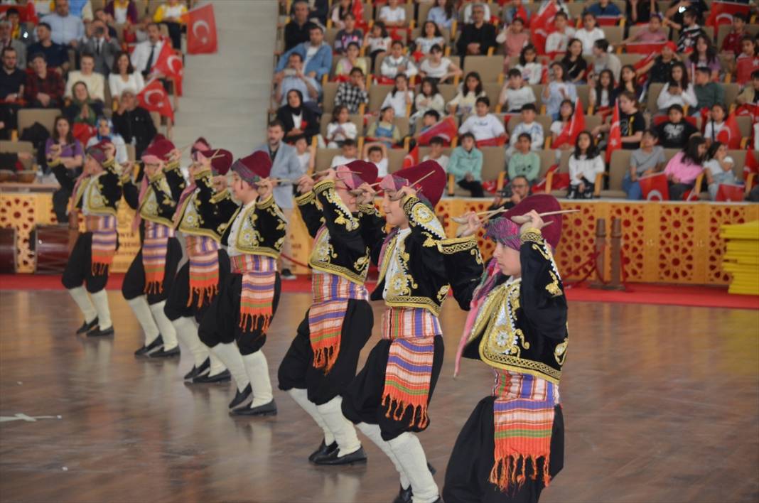 Konya'da 23 Nisan Ulusal Egemenlik ve Çocuk Bayramı kutlandı 1
