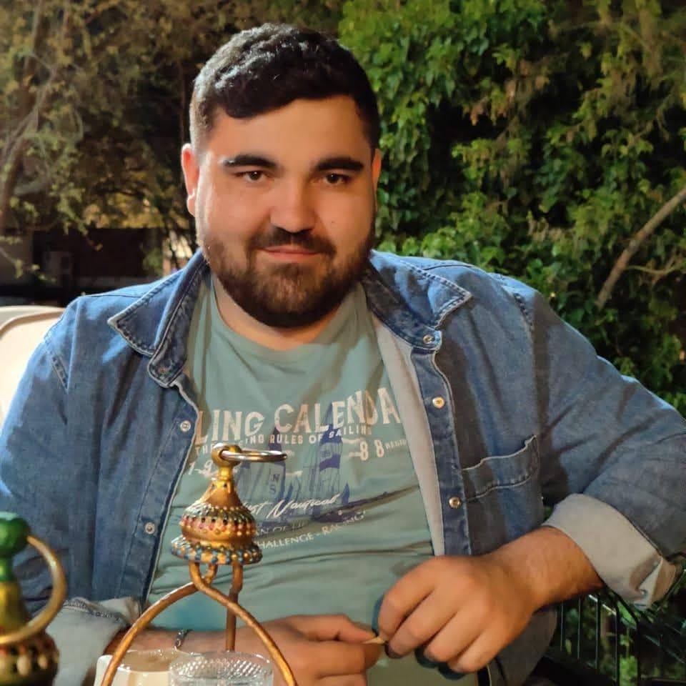 Motosiklet ile otomobil kafa kafaya çarpıştı: 1 ölü 4