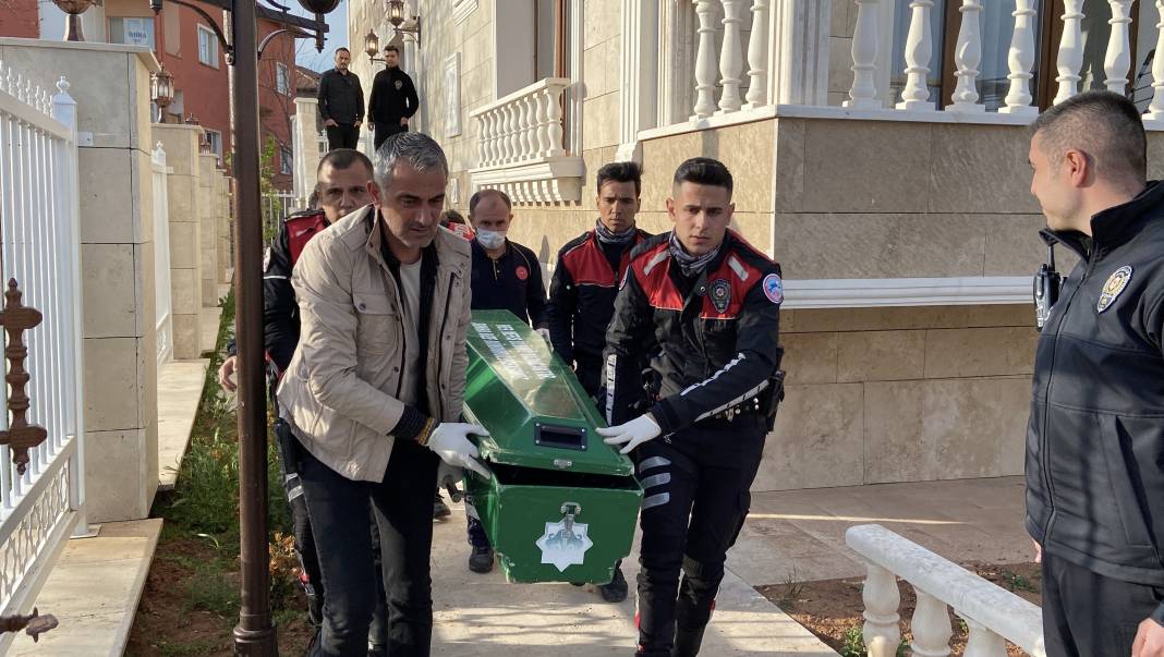 Dehşet saçtı... Karısını öldürüp hayatına son verdi 2