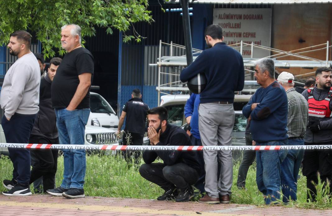 Kamyonete çarpan otomobilin sürücüsü öldü 2