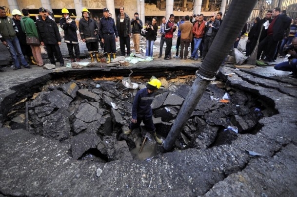 Mısır'da bombalı saldırı 1