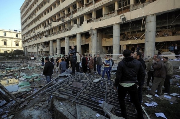 Mısır'da bombalı saldırı 7
