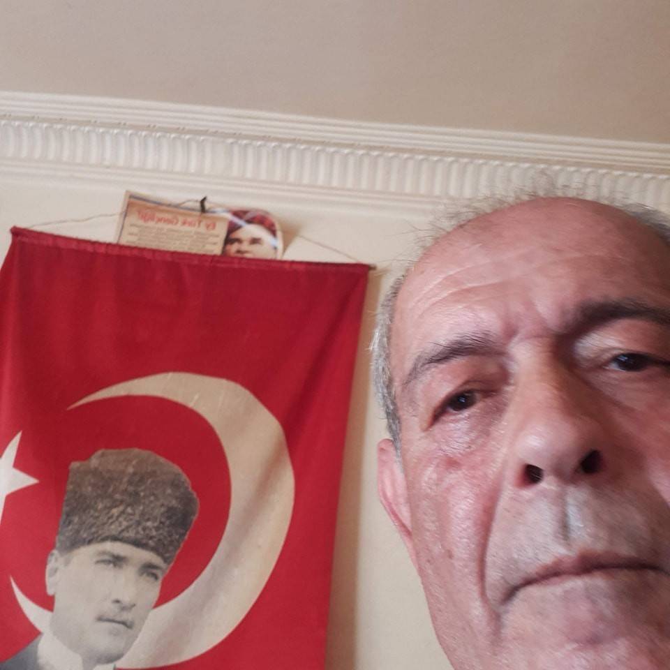 Çöp evde yangın: 2 ölü, 1 ağır yaralı 9