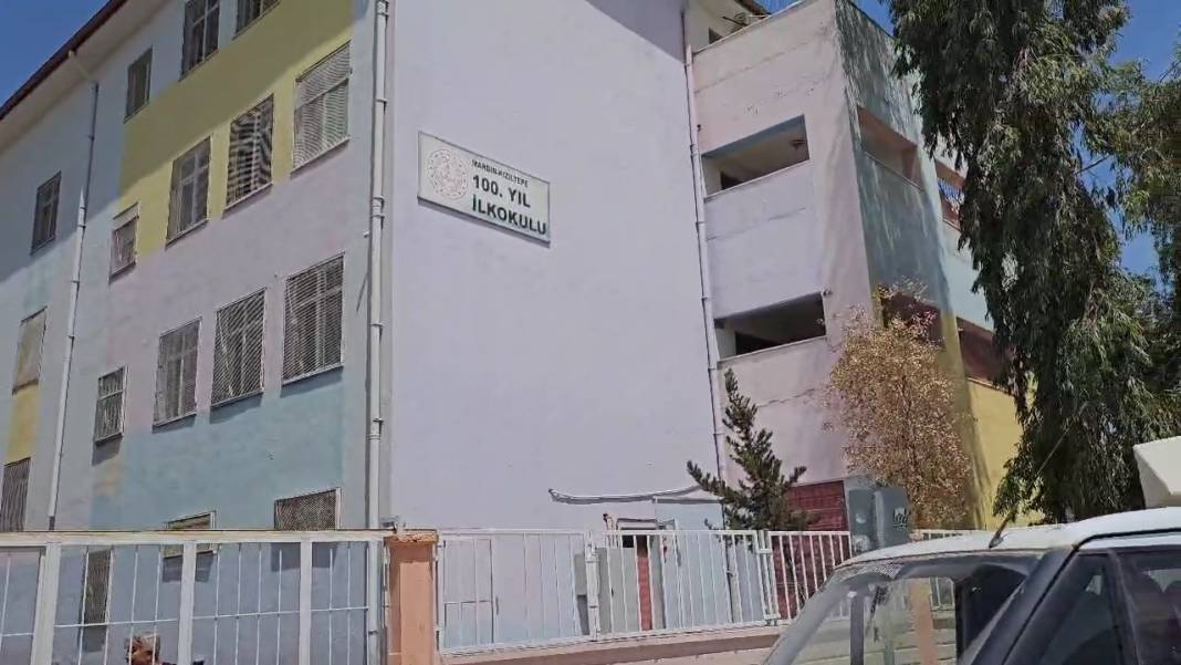 Okulun bahçesinde silahlı saldırıya uğrayan öğretmen öldü 7