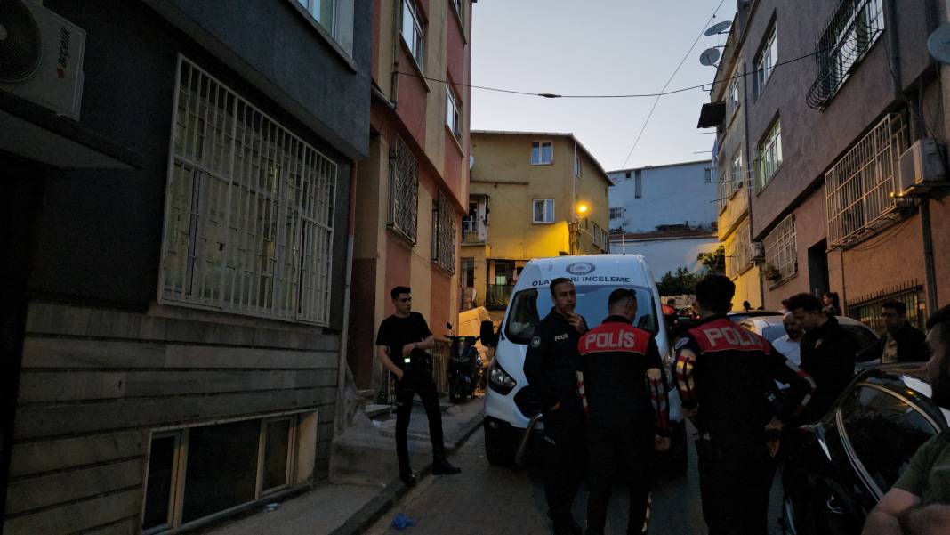 Üzücü haberleş peş peşe... Kardeşini silahla öldürdü, ardından canına kıydı 1