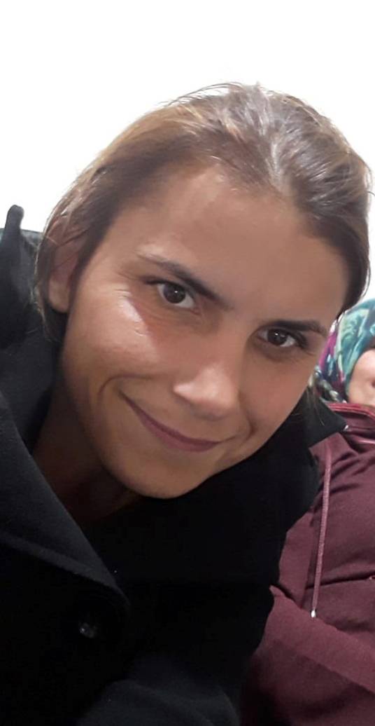 2 çocuk annesi kazada öldü, sürücü kaçtı 4