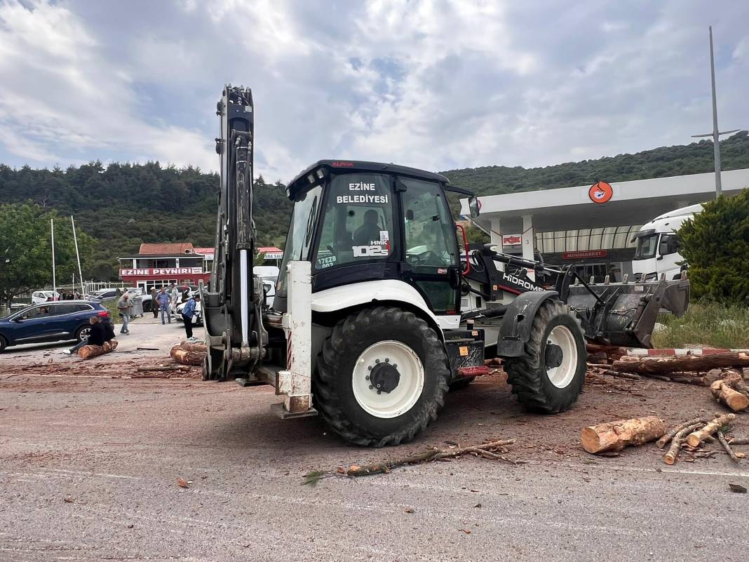 Zincirleme kaza; 6 ölü, çok sayıda yaralı var 4