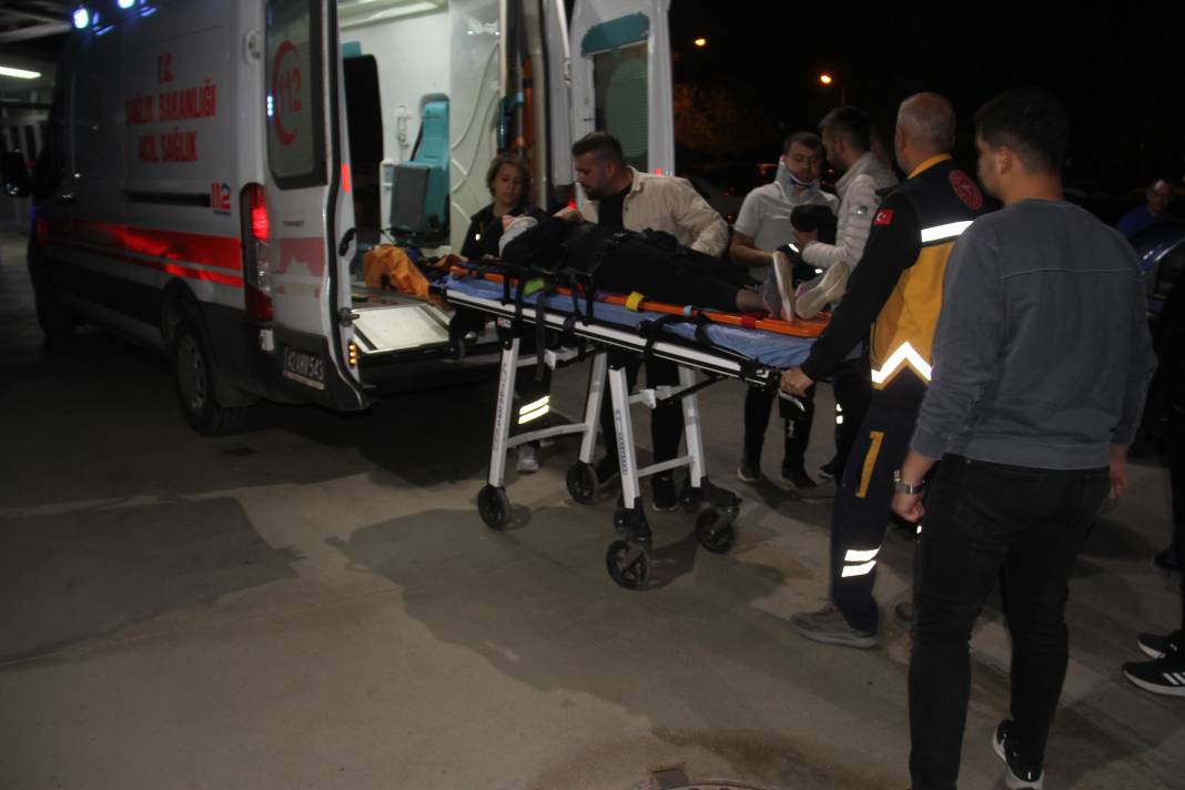 Konya'da motosiklet dehşeti! Yayalara çarpıp kaçtı 3