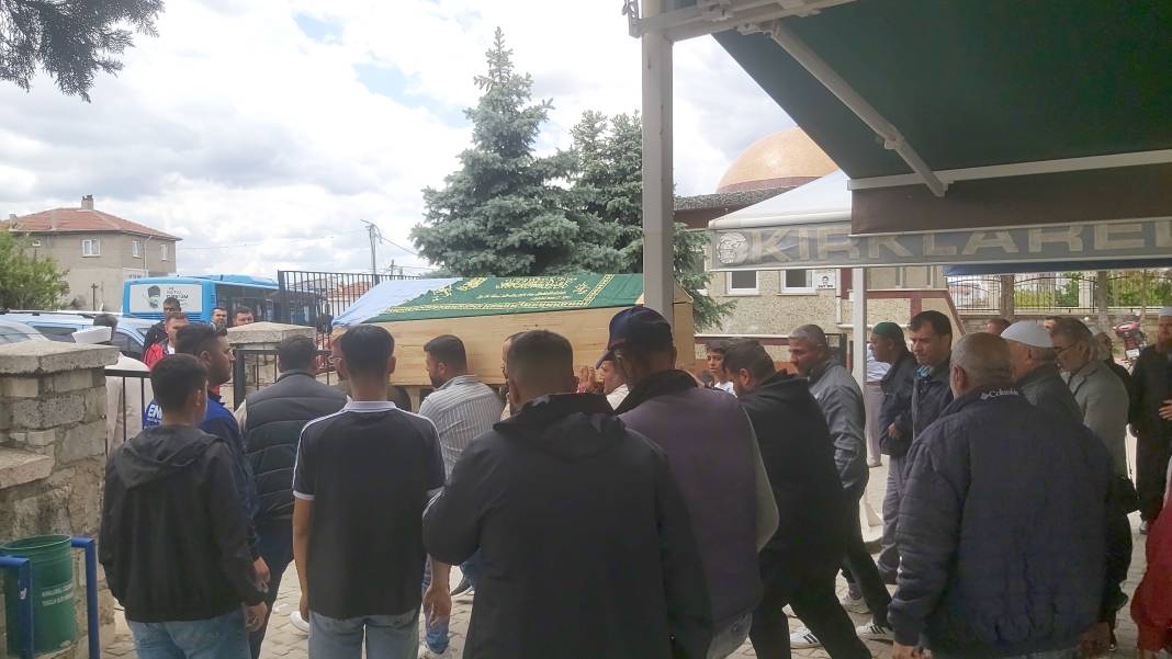 Kırklareli'de dehşet zinciri... Gözyaşları arasında toprağa verildi 2