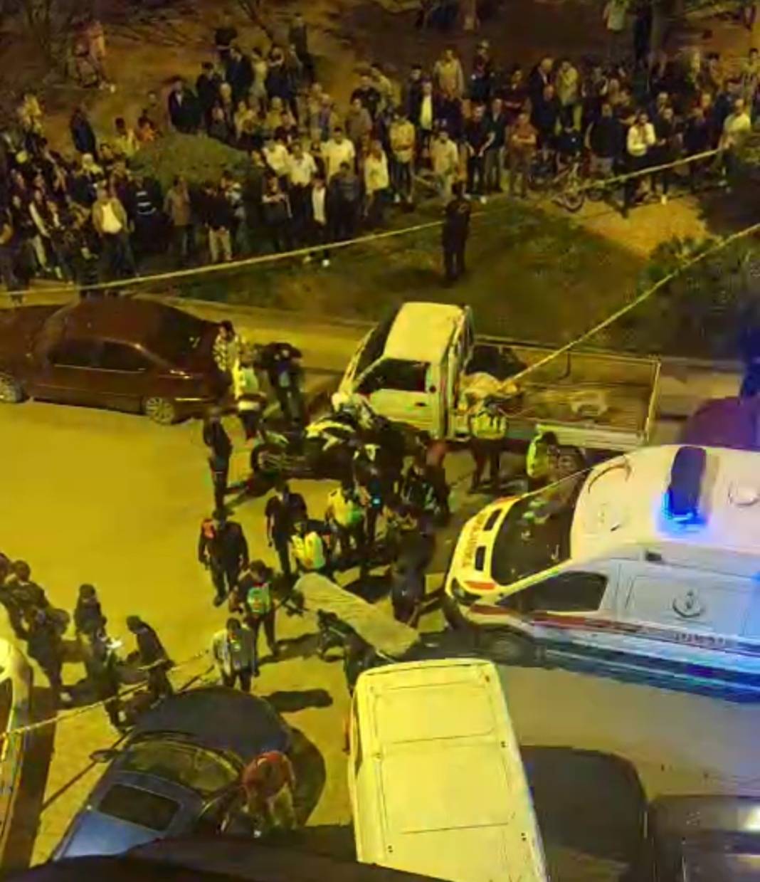 Yüzlerce kişinin gözü önünde öldürdü! Halk isyan etti 3