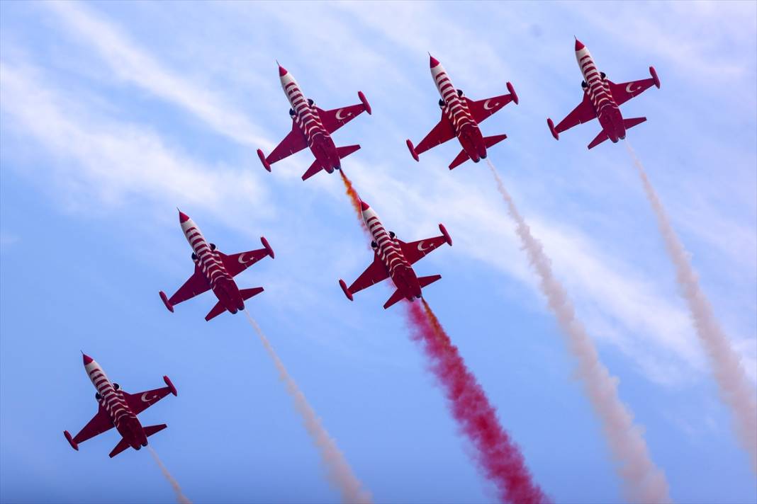 Türk Yıldızlarından, Konya'da muhteşem gösteri 15