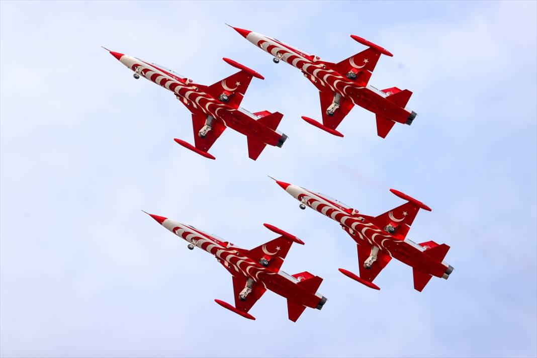 Türk Yıldızlarından, Konya'da muhteşem gösteri 16