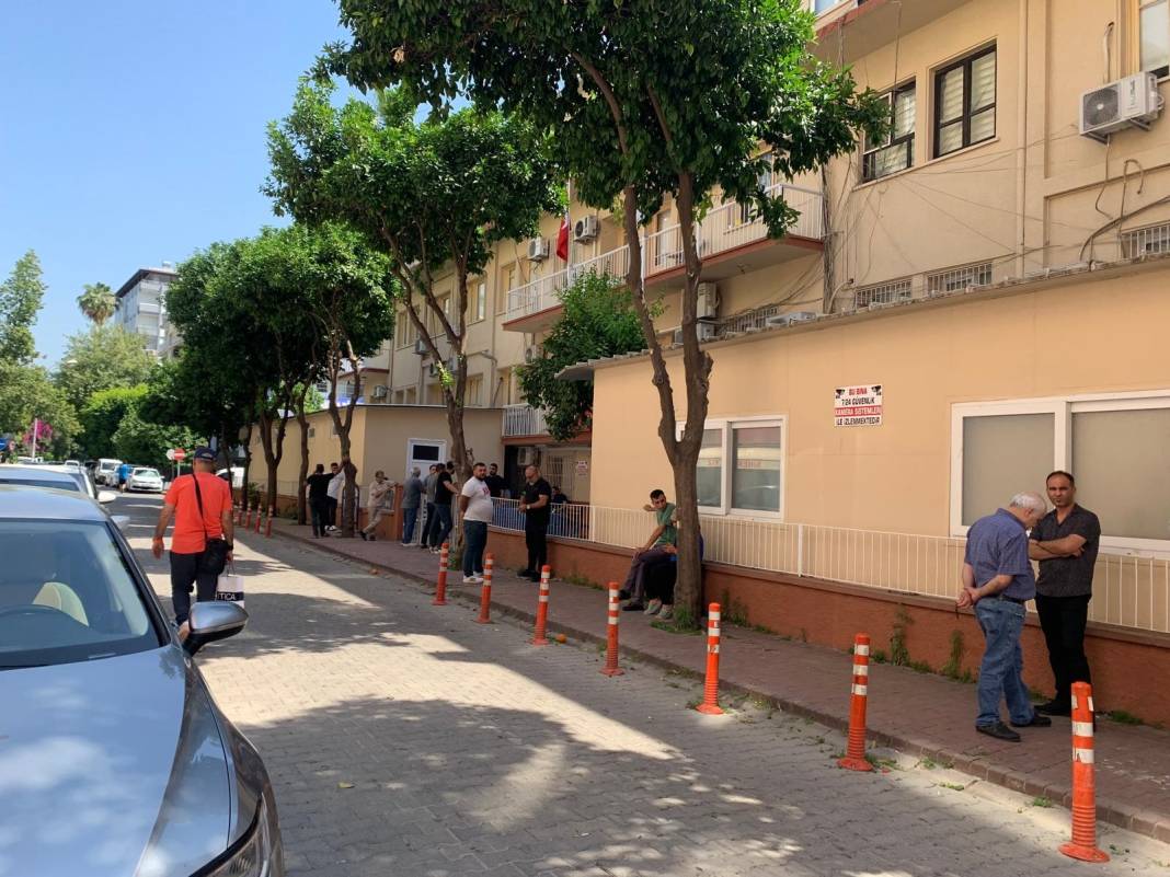 Yürek yakan olay... Kardeşi için kendini feda etti 7