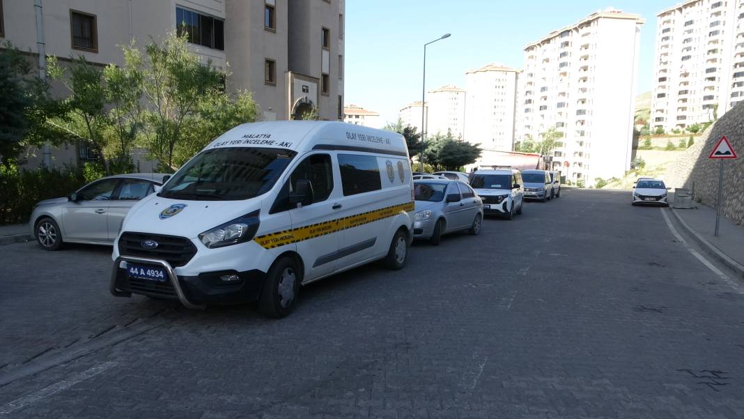 Yaşlı adam evinde başından vurulmuş halde bulundu 4
