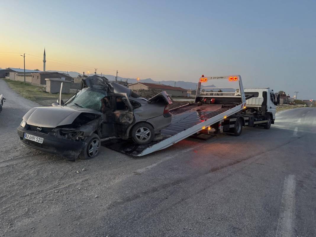 Konya’da ölümle sonuçlanan feci kaza kamerada 2